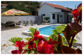 House Luketini dvori